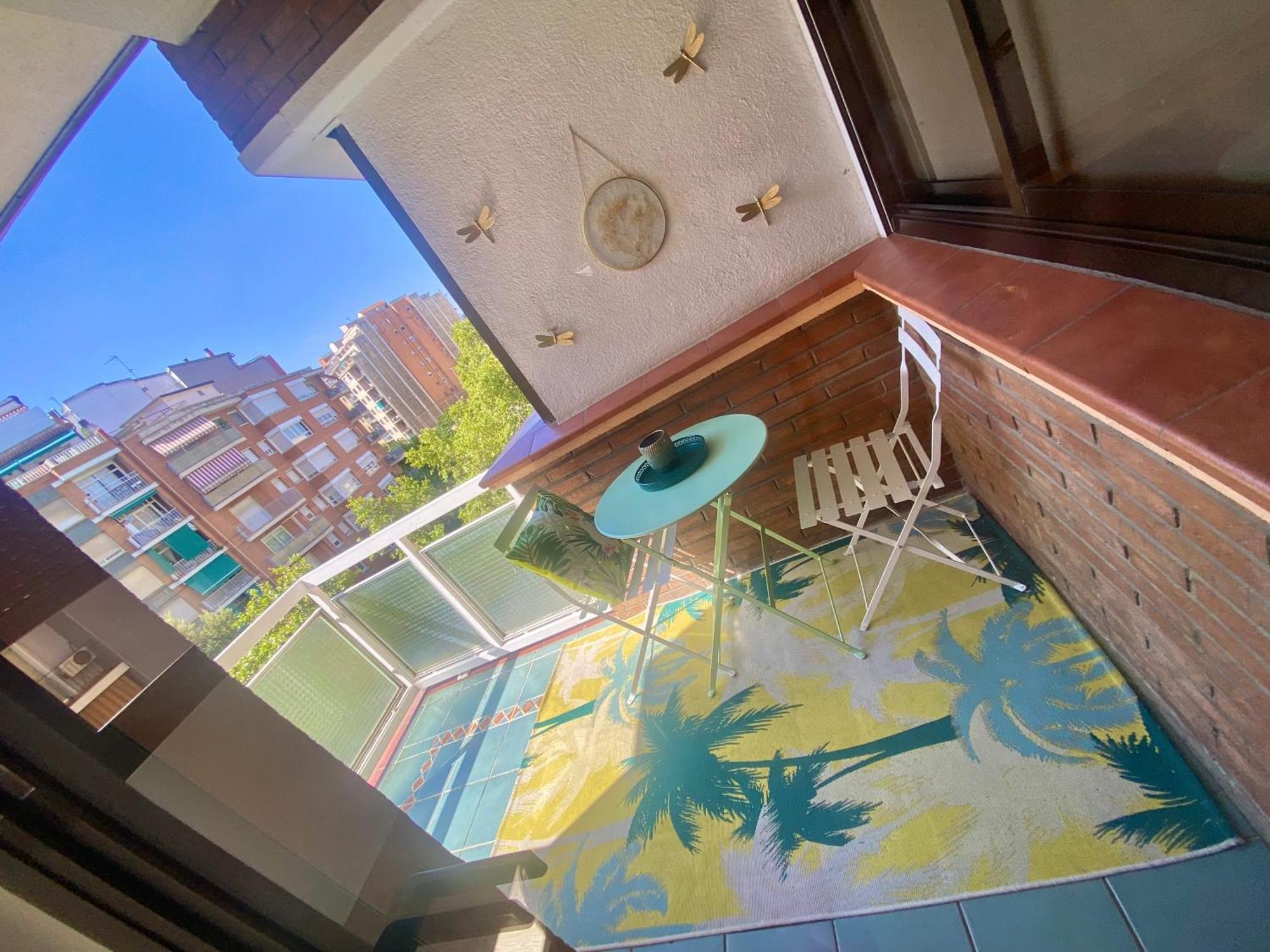 Appartement Chic Apartments- Free Parking - 10 Min From Bcn Centre By Metro Barcelona